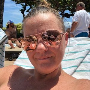 Meet your Posher, Wendy